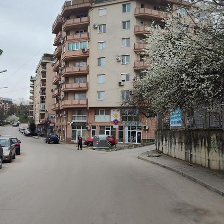 Unique Studio- Great Balcony And View! Parking Possibility! Veliko Tărnovo Exteriör bild