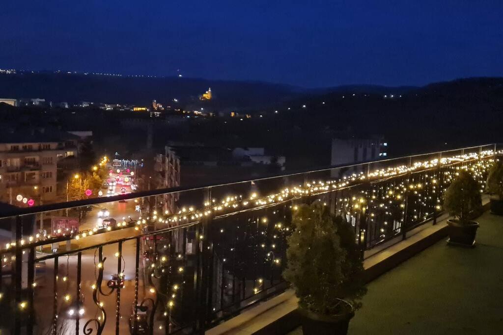 Unique Studio- Great Balcony And View! Parking Possibility! Veliko Tărnovo Exteriör bild